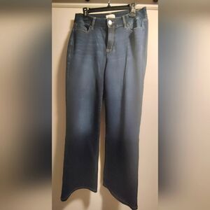Curvy Fit Dark Wash Jeans